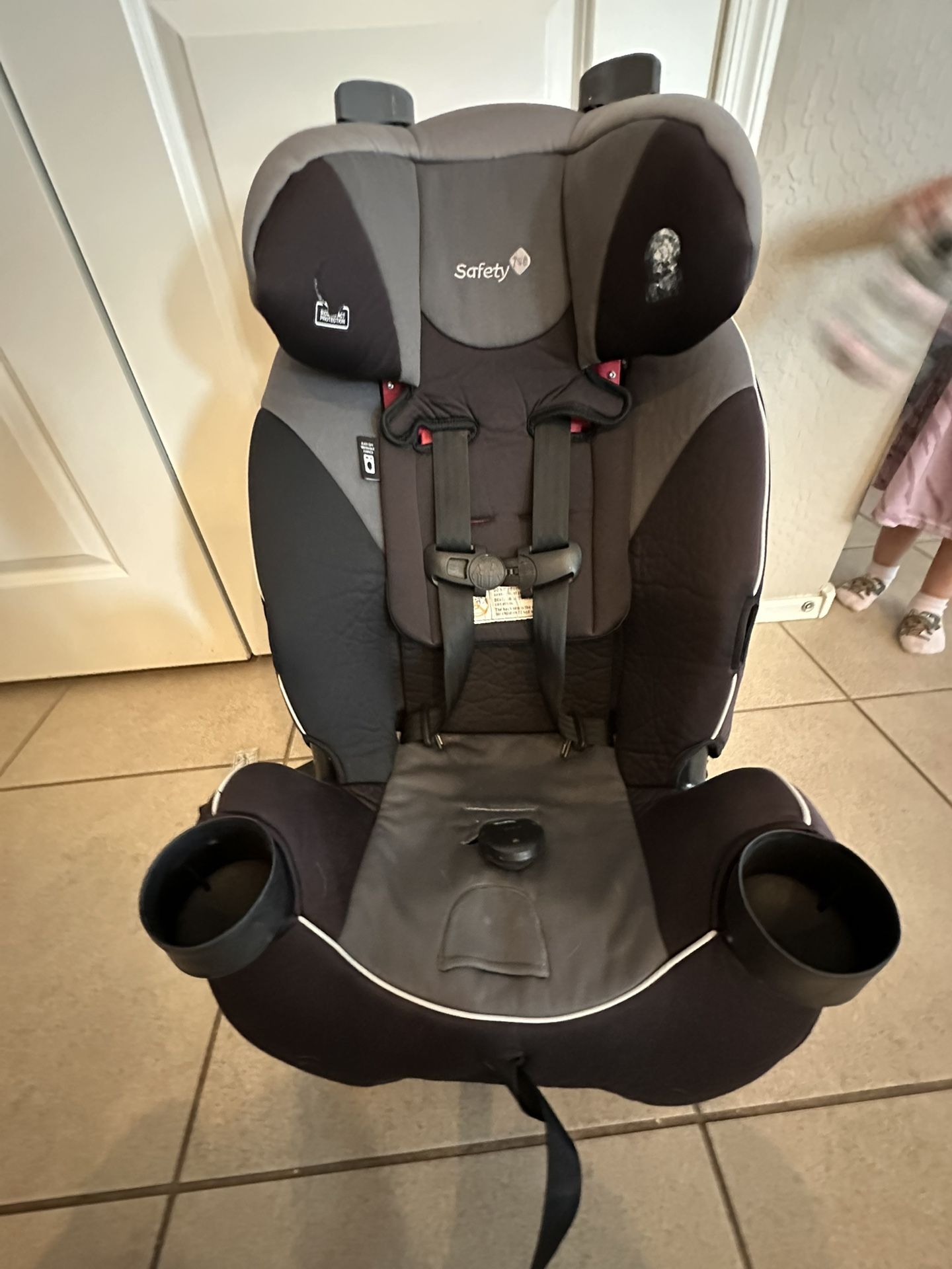 Safety 1st Grow and Go All-in-One Car Seat