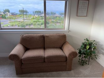 Accent couch