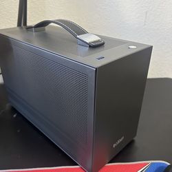 Custom mini gaming pc