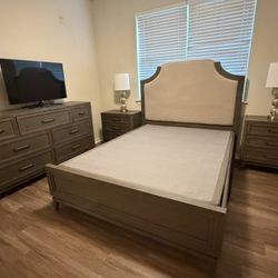 Queen bedroom Set- Kanes furniture