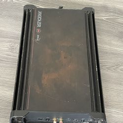 Kicker Subwoofer And Amp