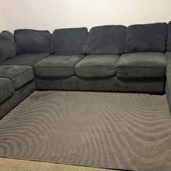 Sectional Couch 