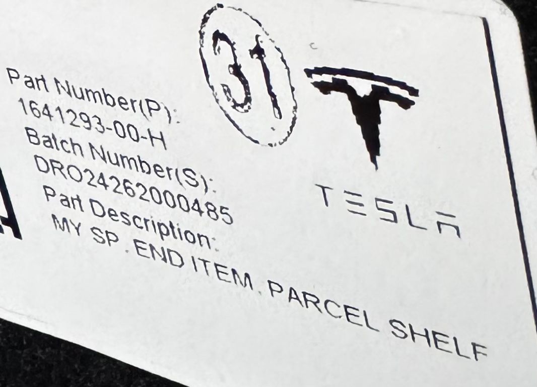 Tesla Model Y  shelf Back Load Cover 1641293