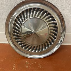 59 or 60 Ford Thunderbird Hubcap