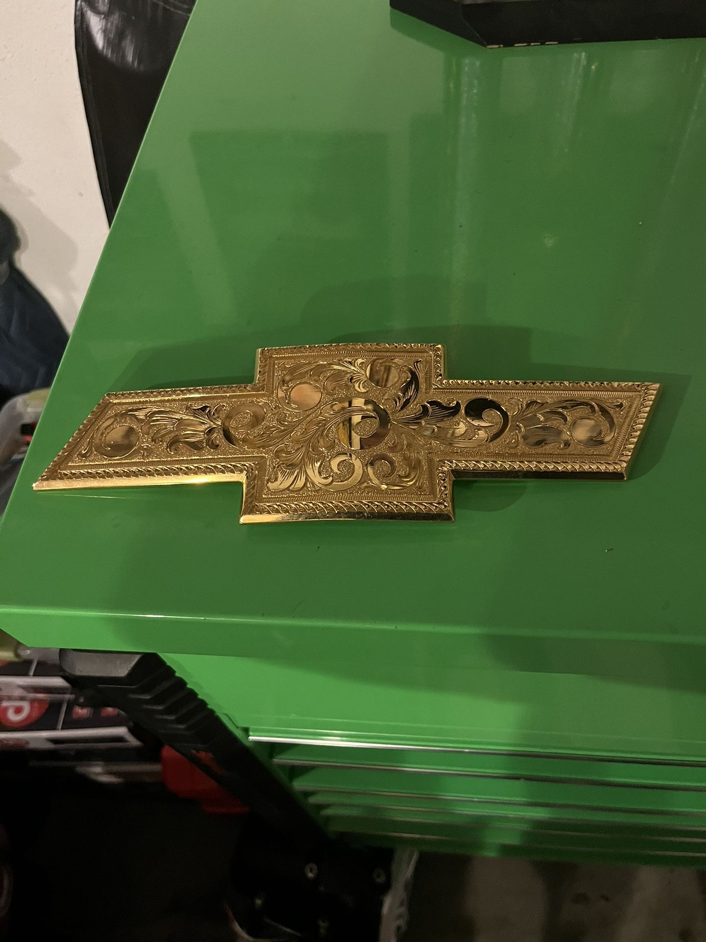 Engraved chevy sale bowtie