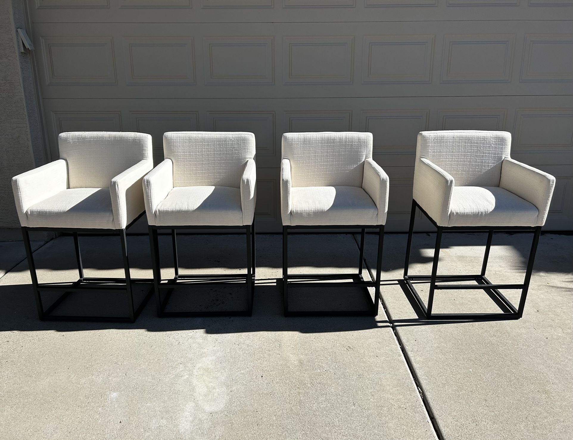 Cream Counter Height Bar Stools (Set Of 4)