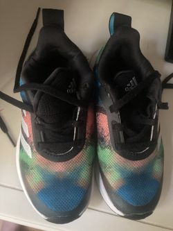 Kid’s Adidas Sneaker