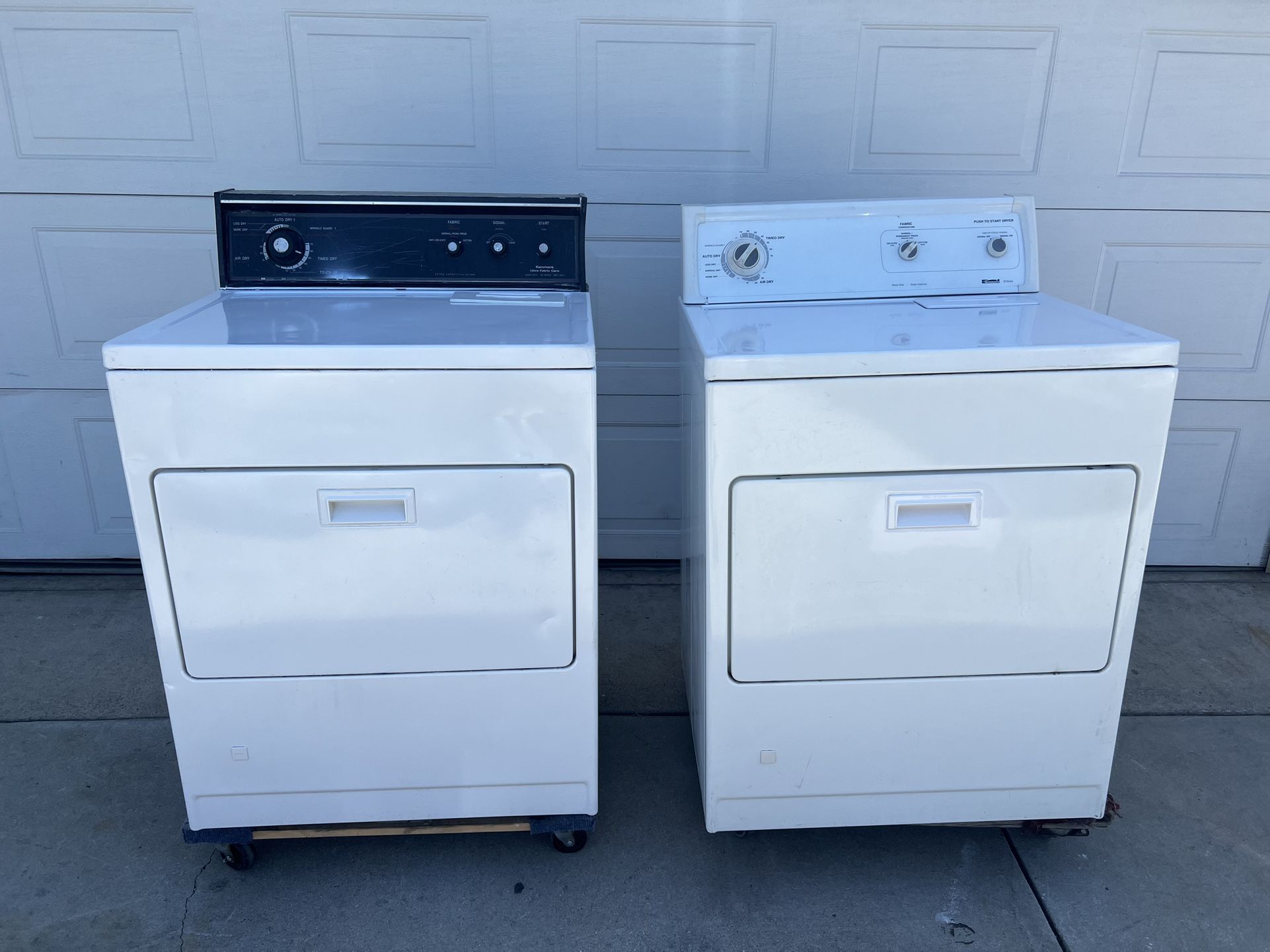WHITE MAYTAG & KENMORE GAS DRYER IN GOOD CONDITION