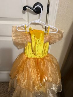 Belle costume