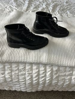 Express Chuka Boot Black