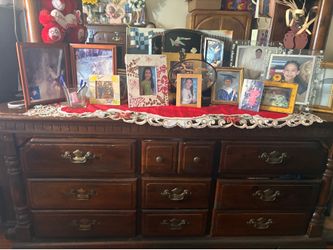 2wood dresser