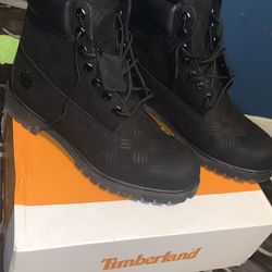 Timberland 6in waterproof black debossed print 11/5