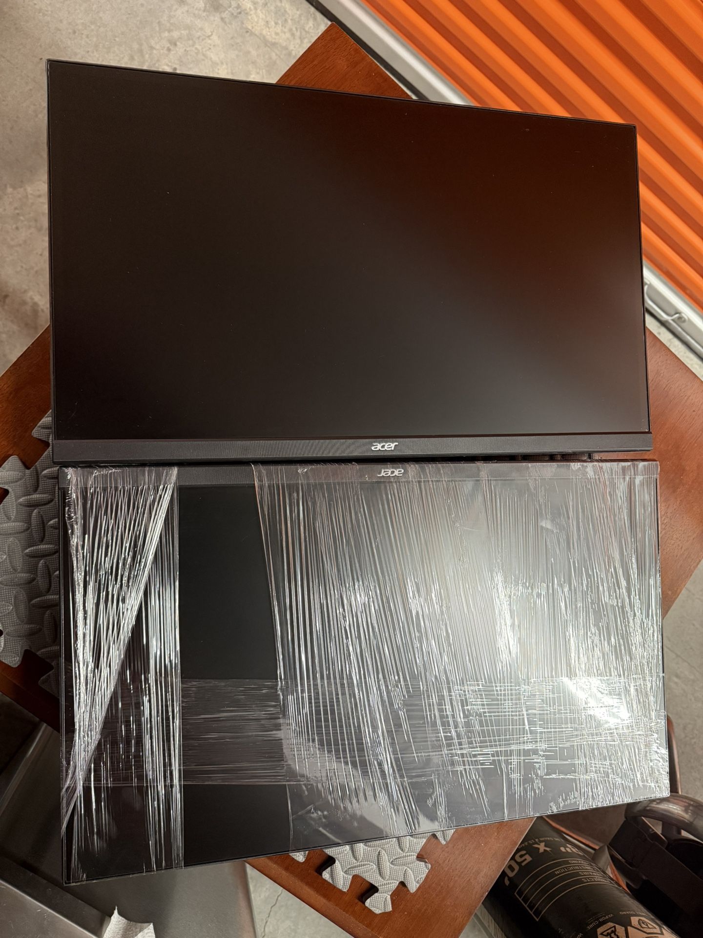 Two Acer 27” Monitors + Dual Monitor Desk Mount