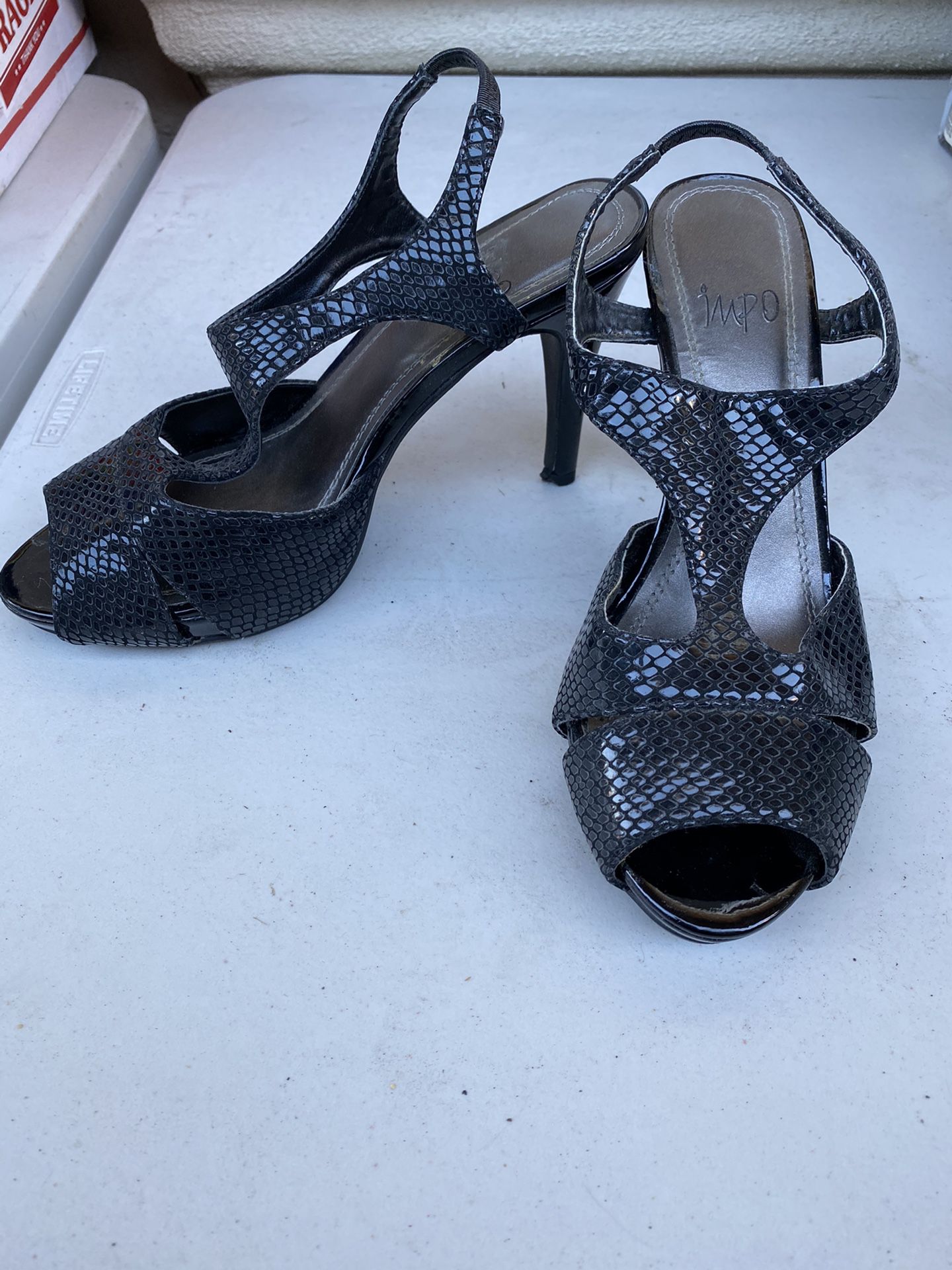 Impo size 7.5 woman’s heels