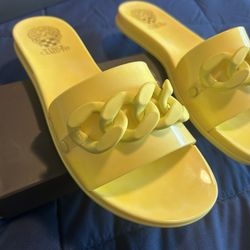 Vince Camuto • Lemon/Butter Yellow Chain Sandals • 7