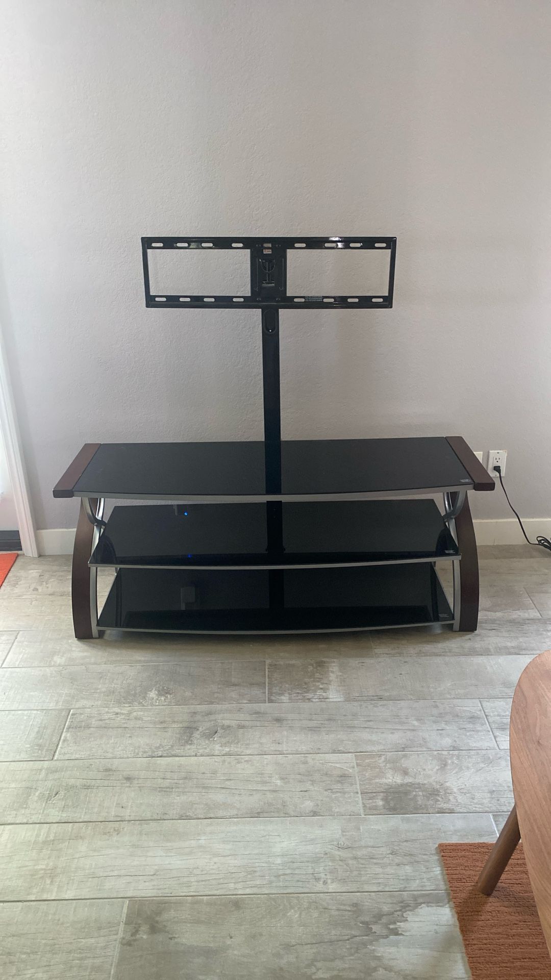 TV Stand With Shelves 