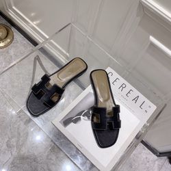 Sophisticated Hermès Slides: “H” Design with the Renowned Orange Box(off127)56