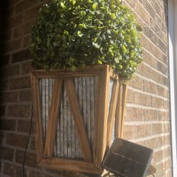 Outdoor Solar Christmas Tree 