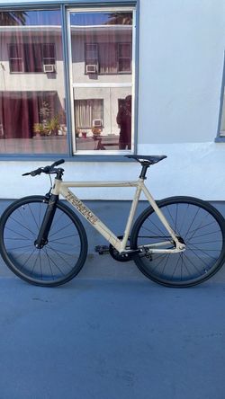 Throne Phantom Fixed Gear bike
