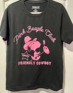 Peanuts Snoopy Pink Beagle Club Graphic Tee Size L