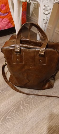 Hand Made genuine leather bag 15"x13"x7"