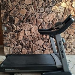 Nordictrack Commercial 1750 Treadmill 