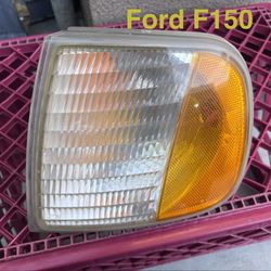Ford F-150 Driver Left Side Headlight OEM Headlamp for 2001’- 2004’
