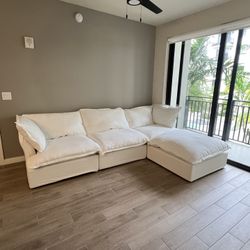 White Cloud Sectional (New)