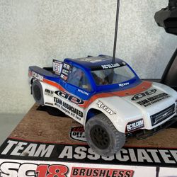 Team Associated  SC18 RC Truck $150