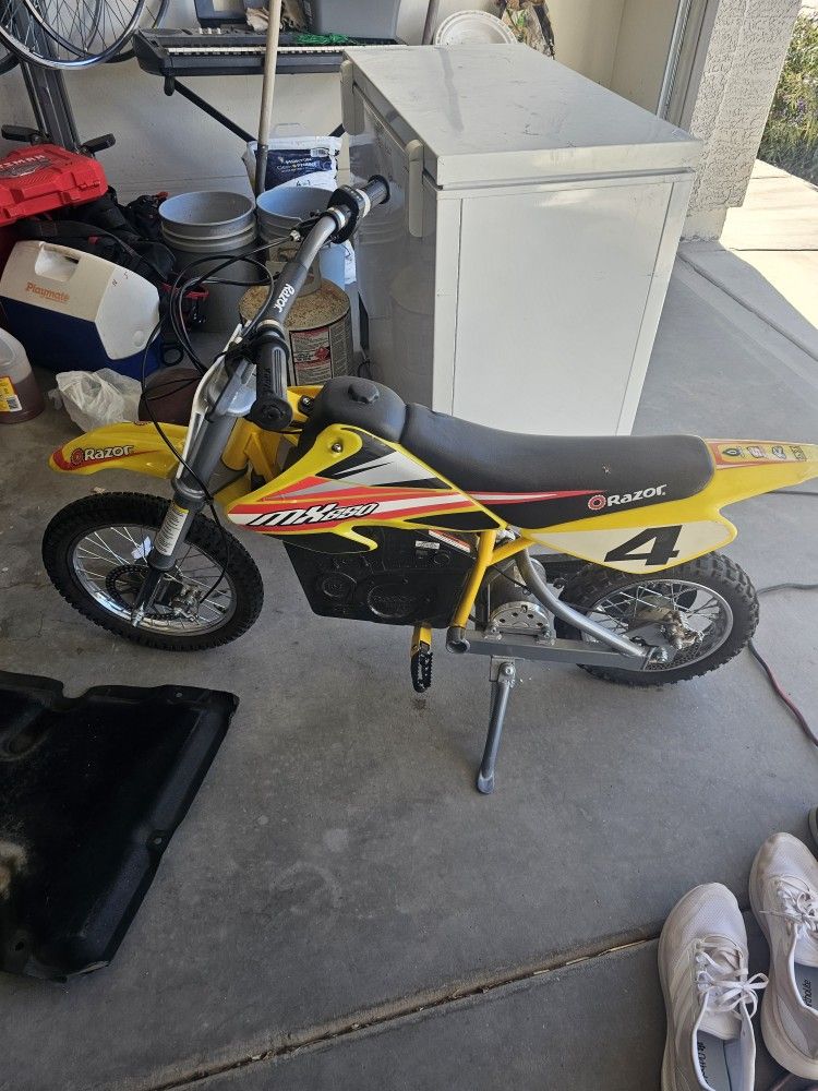 Razor 650 Ev