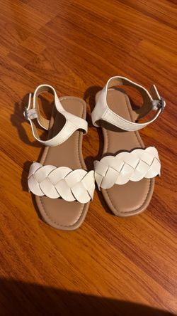 Girls sandals size 1
