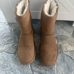 Time And Tru Boots Sz 7