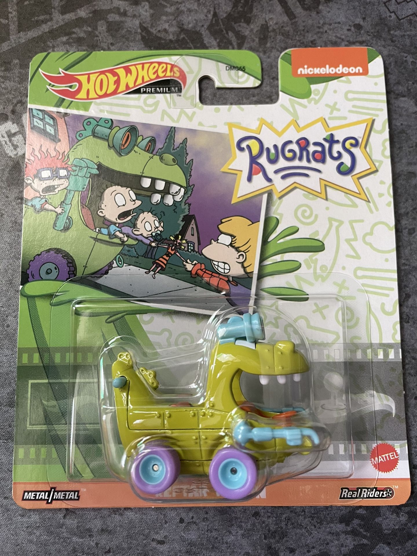 Hot wheels -Rugrats Reptar Wagon 