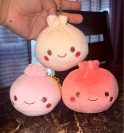 Plush Keychains( 6colors available)🥟