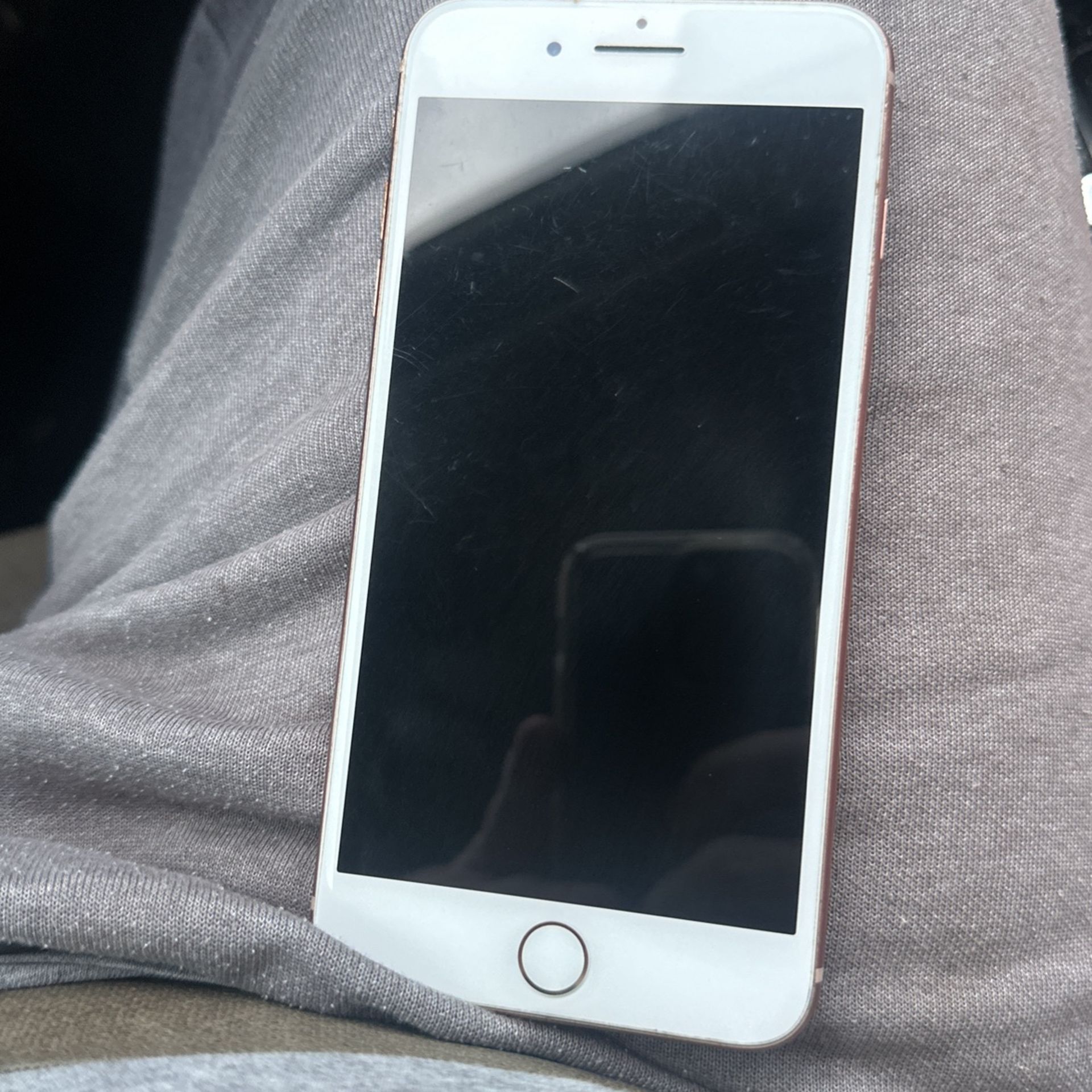 iPhone 8 Plus