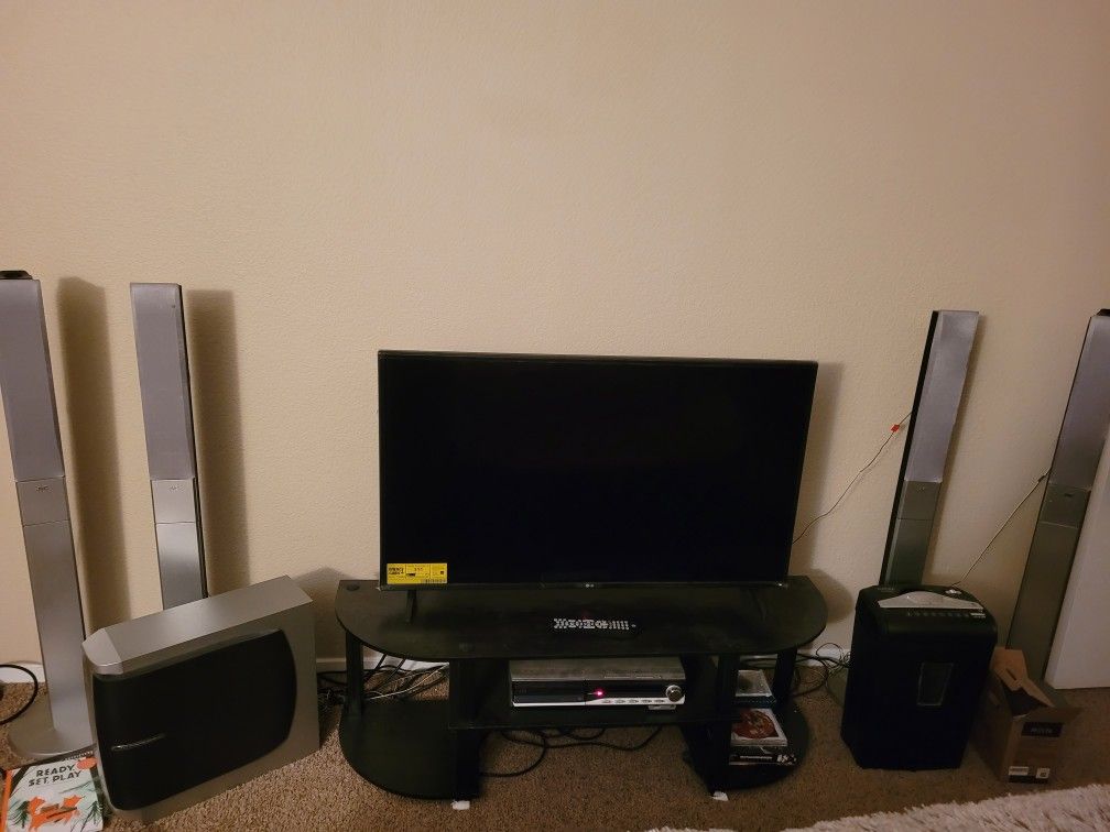 JVC Surround 5 Speaker Surround Sound System