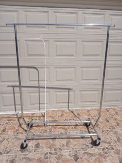 Clothing rack