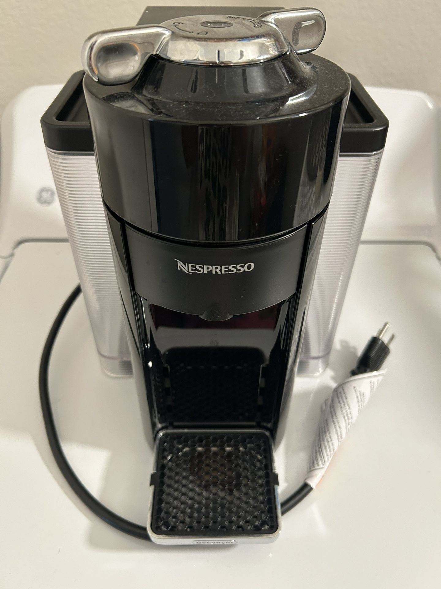 Espresso Machine by De\'Longhi,