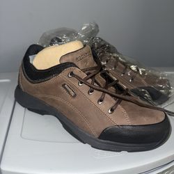BRAND NEW - Never Worn - ROCKPORT XCS MEn’s Brown Showed US11