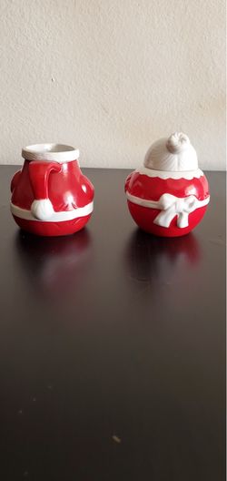 Vintage Avon, Santa and Mrs. Claus creamer and sugar bowl