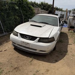 2001 Ford Mustang