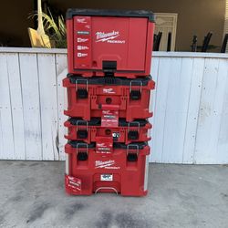 New Milwaukee 4 PIECE PACKOUT 22 in. Rolling Modular Tool Box Low Profile Handle