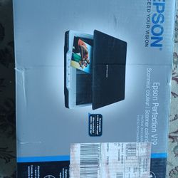 EPSON PERFECTION V19 COLOR SCANER..BRAND NEW..