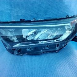 Driver Side Headlight Possibly Honda Not Sure At The Moment