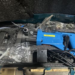 Electric Handy Hydraulic Hole Puncher For Punching 6mm Thickness On Steel,angle Steel,iron,aluminum