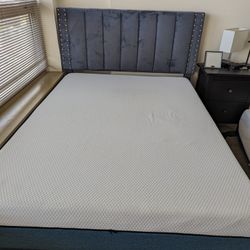 Full Size Bedframe With Headboard