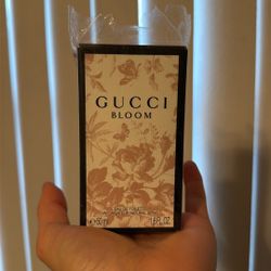 Gucci Bloom Eau De Toilette 1.6oz Brand New