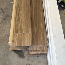 220 Sq Ft Glue Down Lvp 