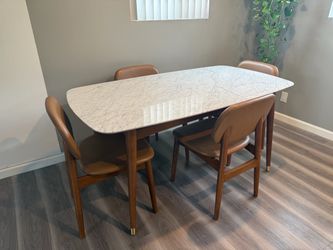 Castlery Kelsey White Marble Dining Table – Walnut – 63”