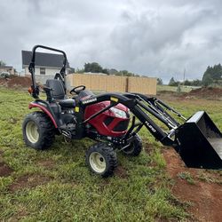2023 Yanmar SA325 tractor